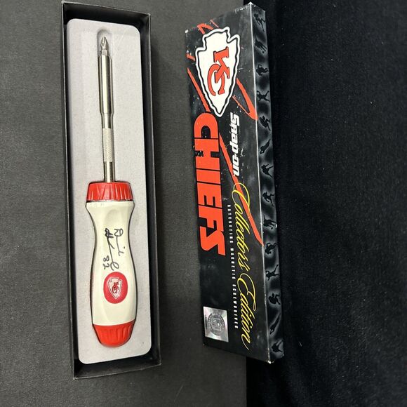 Snap On Tools Signed Kansas City Chiefs Ratcheting Magnetic Screwdriver NFL - Picture 5 of 5